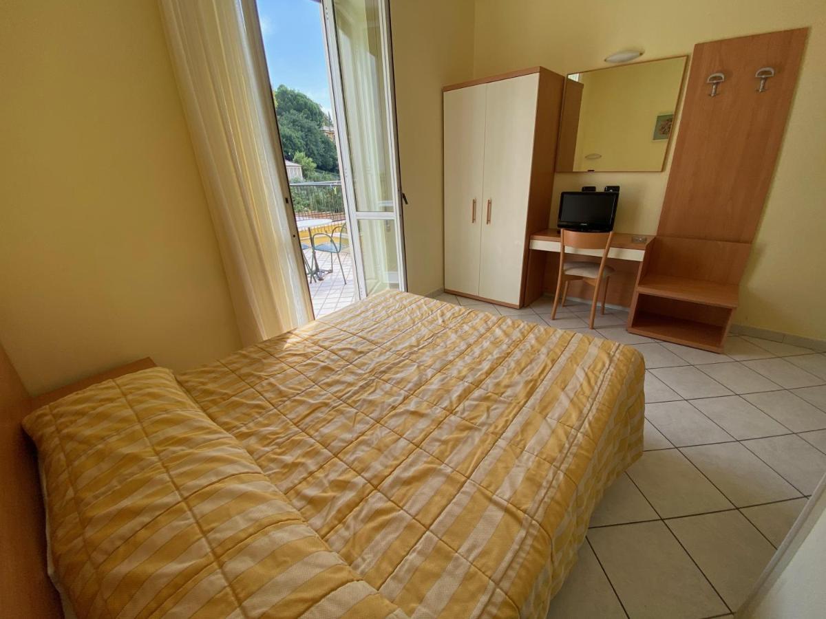 Hotel Rio Alassio Dış mekan fotoğraf