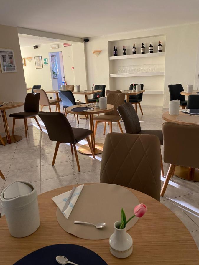 Hotel Rio Alassio Dış mekan fotoğraf