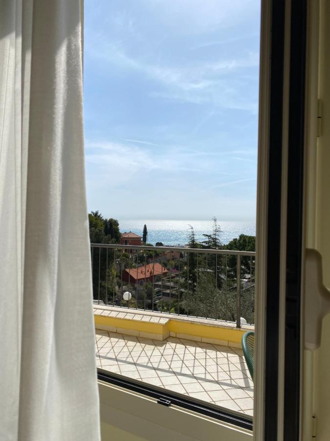 Hotel Rio Alassio Dış mekan fotoğraf
